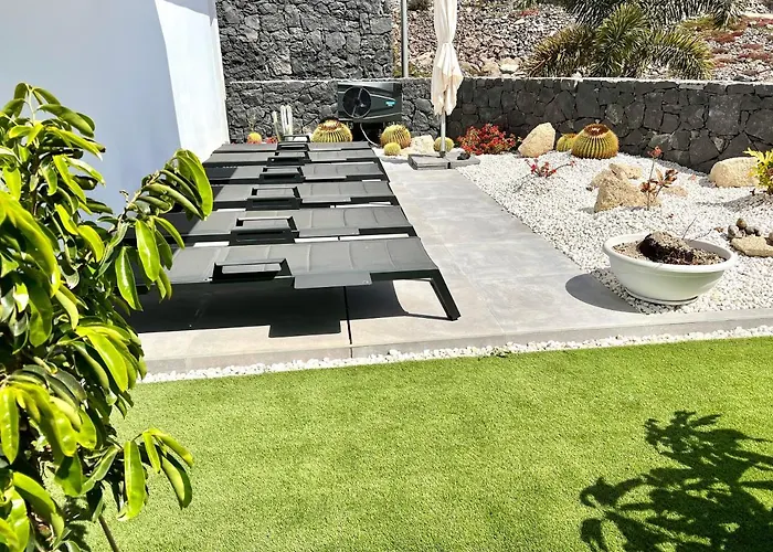Veiga With Heated Pool