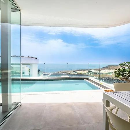 Veiga With Heated Pool קיאו סלבאחה