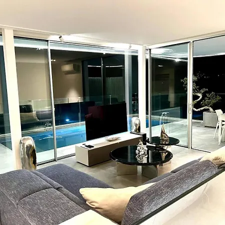 Veiga With Heated Pool Villa *