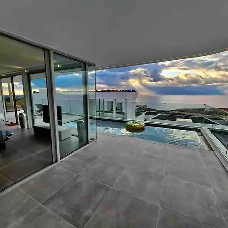 Veiga With Heated Pool * קיאו סלבאחה
